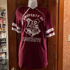 Harry Potter Hogwarts Juniors T-shirt with a hoodie. NWOT